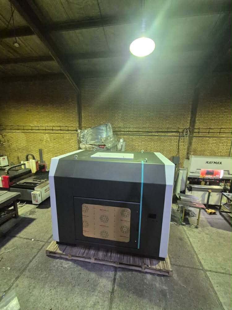 Swift Storm factory photograph, front enclosure